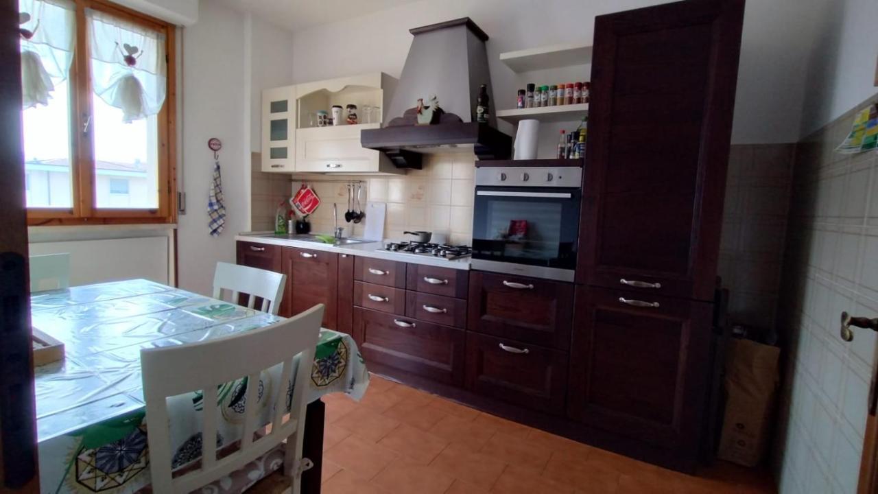 La Casa Dei Viaggiatori - Viareggio - Posto Auto Gratuito Apartman Kültér fotó